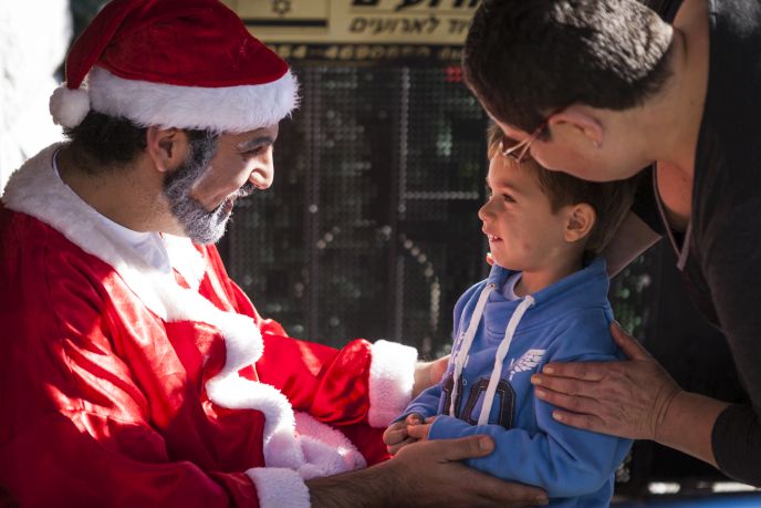 Santa Claus comes all the way to Nazareth. Photo by Itay Cohen/FLASH90