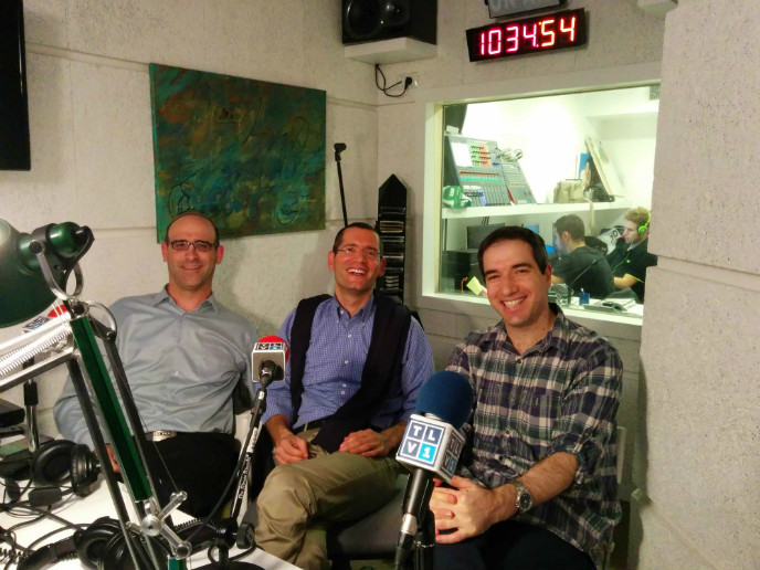 In the TLV1 studio, from left, Gadi Levin of LabStyle, Nadav Kidron of Oramed and Yishai Knobel of Helparound. 