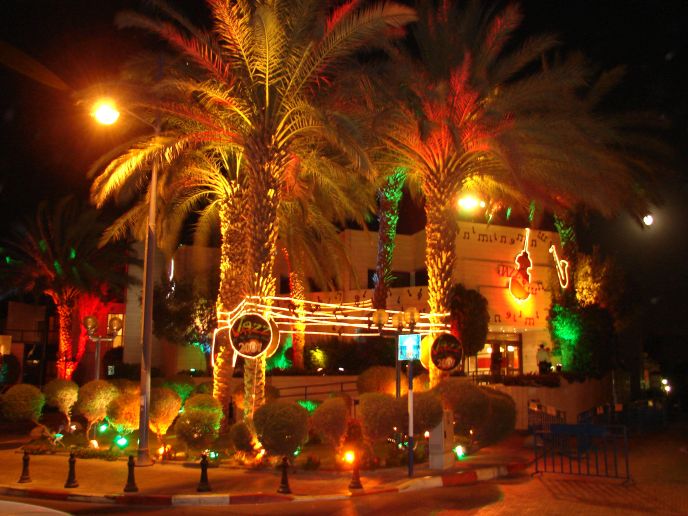  Eilat decorated for the Red Sea Jazz Festival. (Avi Hazeev)