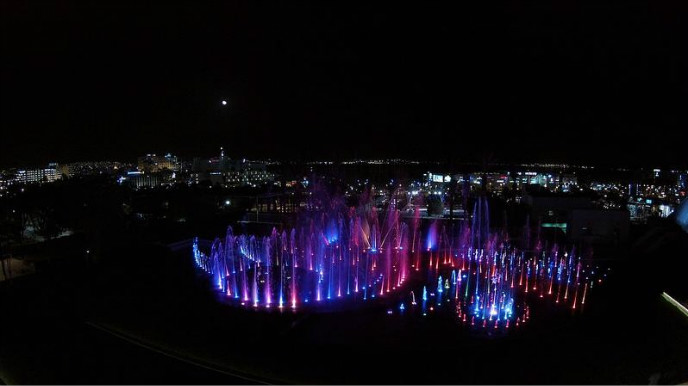 Eilat’s Musical Fountain rivals Bellagio. Photo by Eshed Fountains
