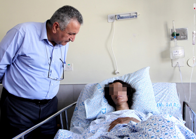 'I came to the Ziv Medical Center to thank the hospital for treating hundreds of men, women and children.' (Ziv Medical Center)