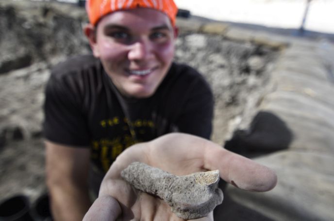 The thrill of discovering anancientrelic on an Israeli archaeological dig. Photo by Hannah Morrow/FLASH 90