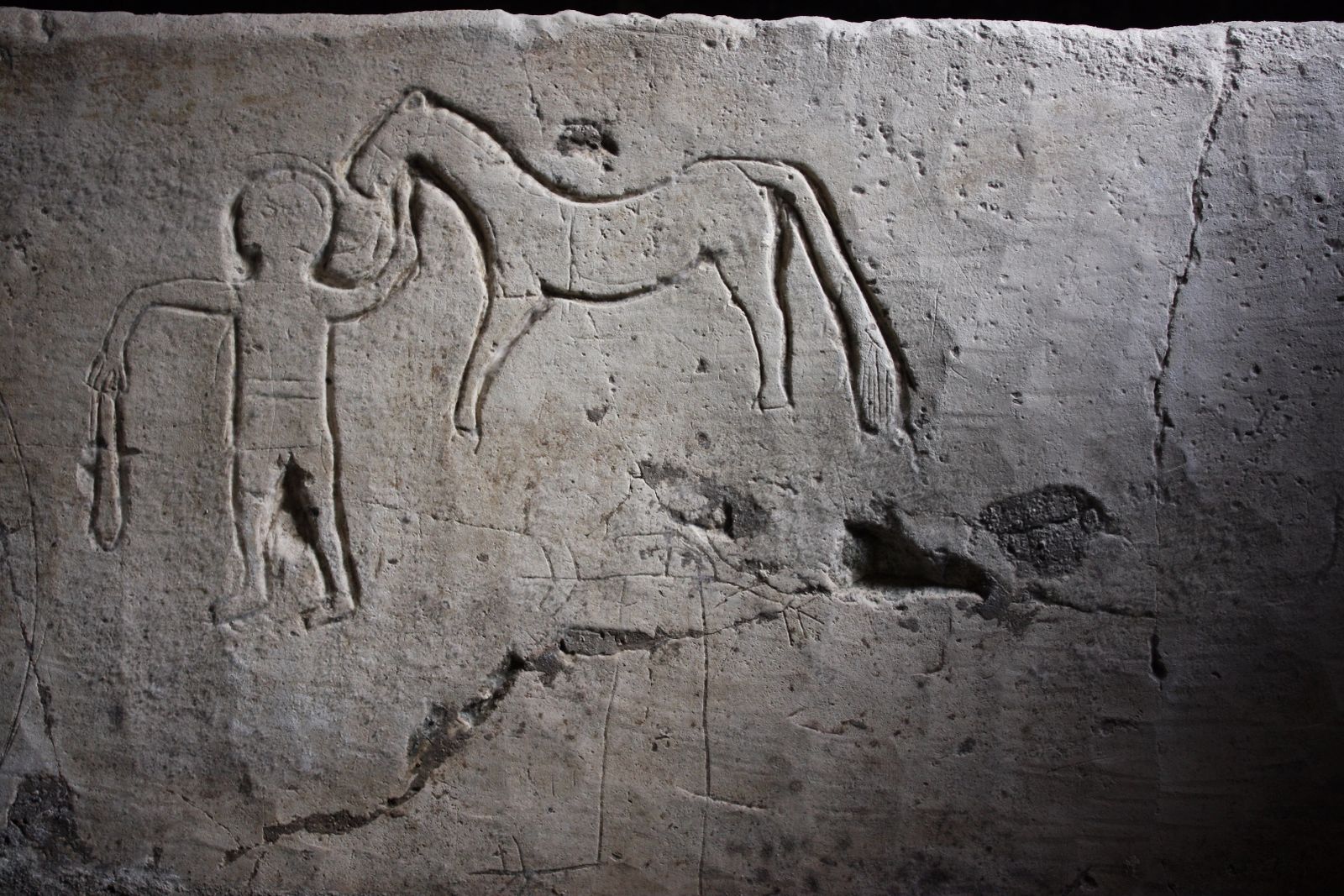 An ancient engraving inside Catacomb 1. Photo by Tsvika Tsuk/Israel Nature and Parks Authority