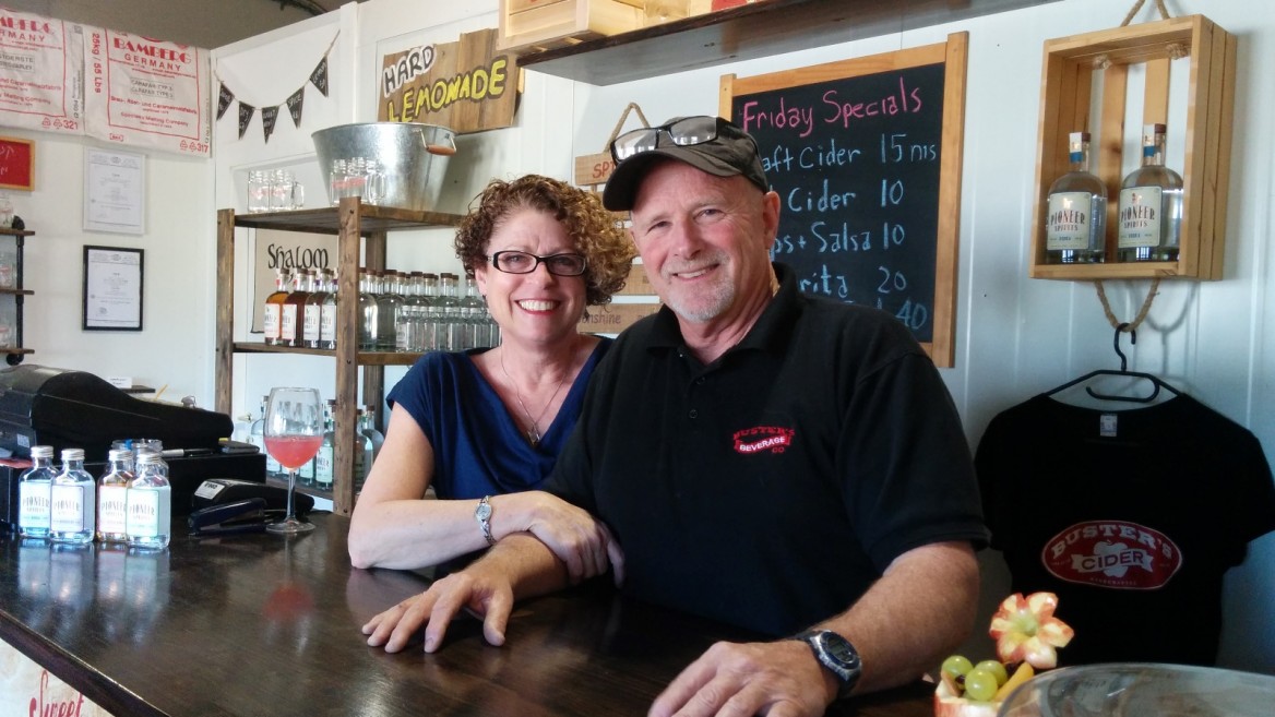 Sipping cider with Pam and Denny in Israel’s Elah Valley | ISRAEL21c