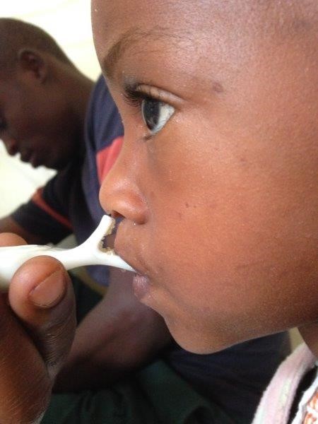 A child involved in the December 2015 trial of Respimometer in the Democratic Republic of the Congo. Photo by RespiDx cofounder Dr. Israel Amirav